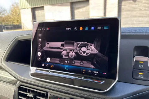 PK74MUP Volkswagen Crafter 2.0 TDI 140PS Commerce High Roof Van Thumbnail #21