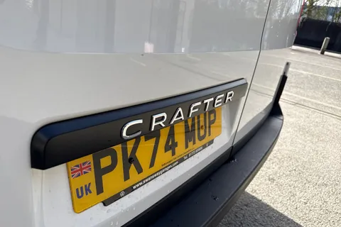 PK74MUP Volkswagen Crafter 2.0 TDI 140PS Commerce High Roof Van Thumbnail #30