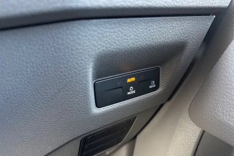 PK74MUP Volkswagen Crafter 2.0 TDI 140PS Commerce High Roof Van Thumbnail #37