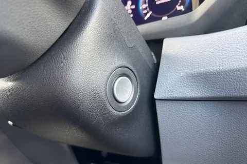 PK74MUP Volkswagen Crafter 2.0 TDI 140PS Commerce High Roof Van Thumbnail #38