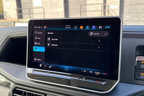 PK74MUP Volkswagen Crafter 2.0 TDI 140PS Commerce High Roof Van Thumbnail #45