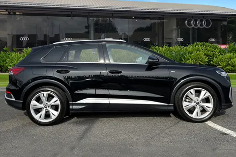 3 of 65 for Audi Q4 e-tron Q4 S line 35 e-tron 125,00 kW