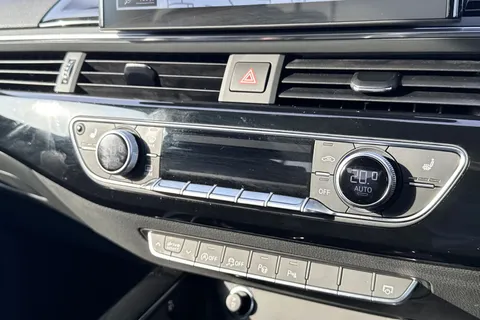 PX24NNW Audi A5 Coup- Black Edition 45 TFSI quattro 265 PS S tronic Thumbnail #22