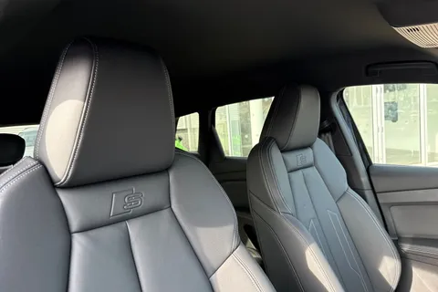 23 of 65 for Audi Q4 e-tron Q4 S line 35 e-tron 125,00 kW