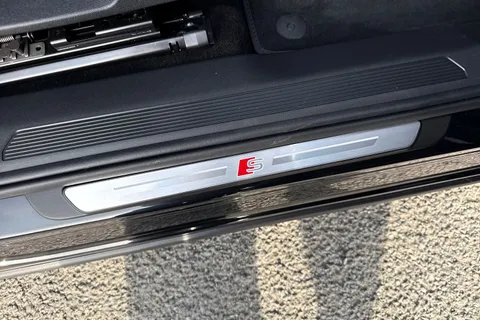 43 of 65 for Audi Q4 e-tron Q4 S line 35 e-tron 125,00 kW