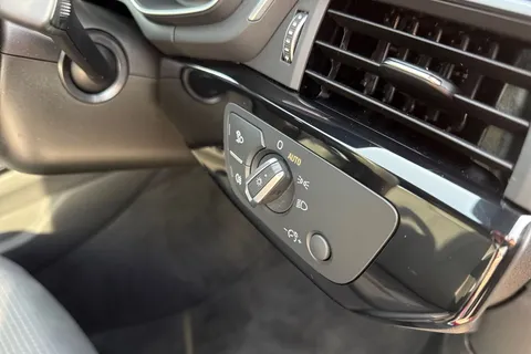 PX24NNW Audi A5 Coup- Black Edition 45 TFSI quattro 265 PS S tronic Thumbnail #46