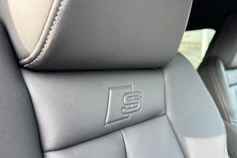 45 of 65 for Audi Q4 e-tron Q4 S line 35 e-tron 125,00 kW