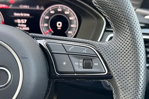 PX24NNW Audi A5 Coup- Black Edition 45 TFSI quattro 265 PS S tronic Thumbnail #51