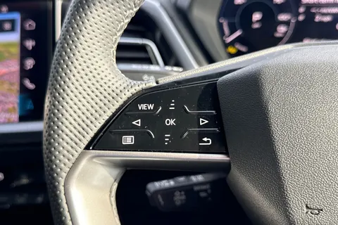 50 of 65 for Audi Q4 e-tron Q4 S line 35 e-tron 125,00 kW