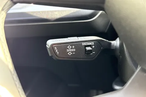 54 of 65 for Audi Q4 e-tron Q4 S line 35 e-tron 125,00 kW