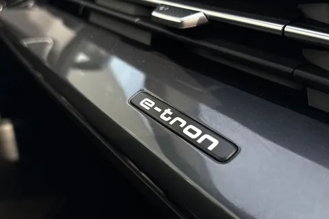 60 of 65 for Audi Q4 e-tron Q4 S line 35 e-tron 125,00 kW
