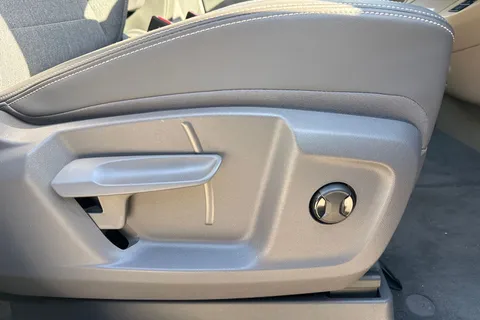 PK25YLY Volkswagen California 2.0 TDI Ocean 5dr DSG Thumbnail #24