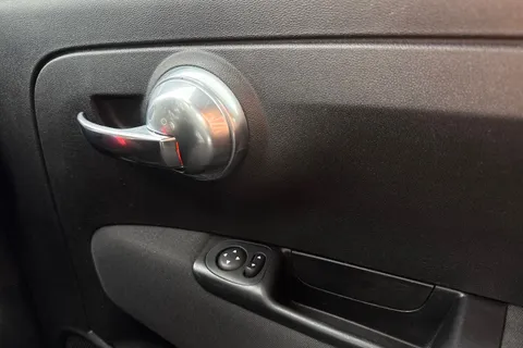 17 of 44 for Abarth 595C 1.4 T-Jet Competizione Cabrio Auto Euro 6 2dr