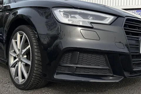 SN69YRA Audi A3 1.0 TFSI 30 Black Edition Sportback Euro 6 (s/s) 5dr Thumbnail #10