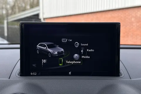 SN69YRA Audi A3 1.0 TFSI 30 Black Edition Sportback Euro 6 (s/s) 5dr Thumbnail #18