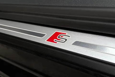 SN69YRA Audi A3 1.0 TFSI 30 Black Edition Sportback Euro 6 (s/s) 5dr Thumbnail #31