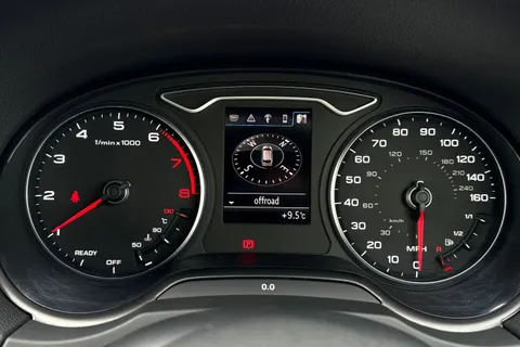 SN69YRA Audi A3 1.0 TFSI 30 Black Edition Sportback Euro 6 (s/s) 5dr Thumbnail #39