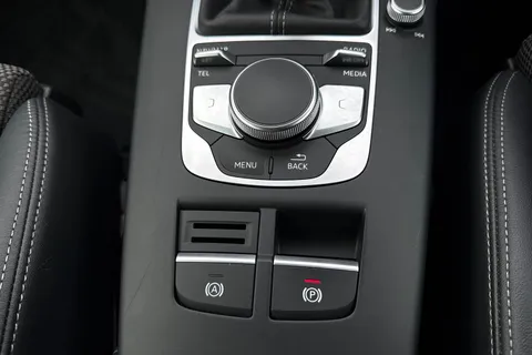 SN69YRA Audi A3 1.0 TFSI 30 Black Edition Sportback Euro 6 (s/s) 5dr Thumbnail #40