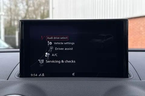 SN69YRA Audi A3 1.0 TFSI 30 Black Edition Sportback Euro 6 (s/s) 5dr Thumbnail #42