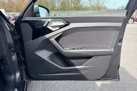 PL23NBA Audi A1 MY23.5 Sport 25 TFSI  95 PS 5-speed Thumbnail #39