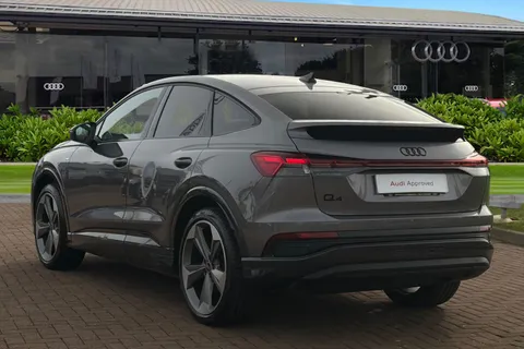 2 of 66 for Audi Q4 e-tron Q4 Sportback Black Edition 45 e-tron 210,00 kW