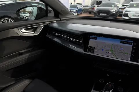 20 of 66 for Audi Q4 e-tron Q4 Sportback Black Edition 45 e-tron 210,00 kW