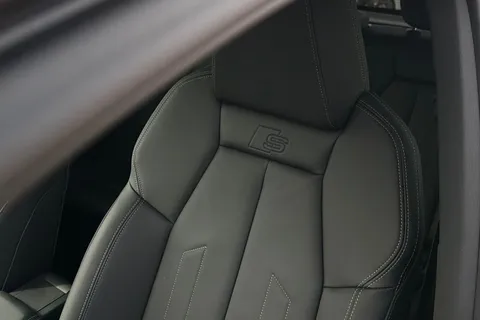 33 of 66 for Audi Q4 e-tron Q4 Sportback Black Edition 45 e-tron 210,00 kW