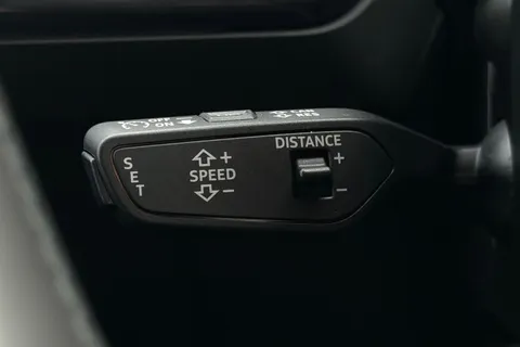 39 of 66 for Audi Q4 e-tron Q4 Sportback Black Edition 45 e-tron 210,00 kW