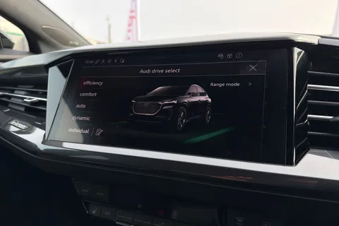 45 of 66 for Audi Q4 e-tron Q4 Sportback Black Edition 45 e-tron 210,00 kW