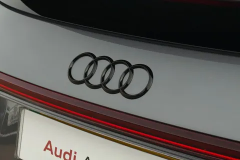 48 of 66 for Audi Q4 e-tron Q4 Sportback Black Edition 45 e-tron 210,00 kW