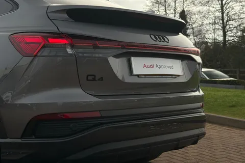 52 of 66 for Audi Q4 e-tron Q4 Sportback Black Edition 45 e-tron 210,00 kW