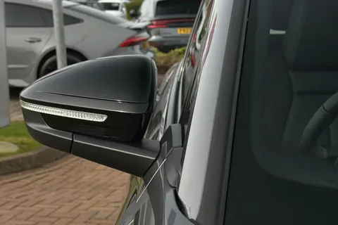 54 of 66 for Audi Q4 e-tron Q4 Sportback Black Edition 45 e-tron 210,00 kW