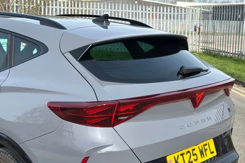 KT25WFL CUPRA Formentor 2.0 TSI VZ3 DSG 4Drive Euro 6 (s/s) 5dr Thumbnail #8