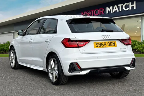 SO69ODN Audi A1 1.0 TFSI 30 S line Sportback S Tronic Euro 6 (s/s) 5dr Thumbnail #3