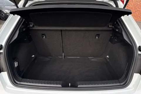 SO69ODN Audi A1 1.0 TFSI 30 S line Sportback S Tronic Euro 6 (s/s) 5dr Thumbnail #11