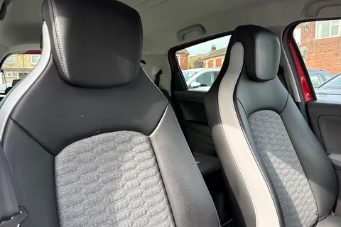 21 of 45 for Renault Zoe R135 52kWh GT Line Auto 5dr (i, Rapid Charge)