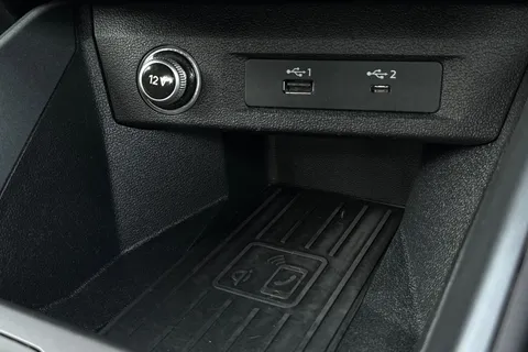 SO69ODN Audi A1 1.0 TFSI 30 S line Sportback S Tronic Euro 6 (s/s) 5dr Thumbnail #34