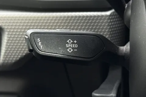 SO69ODN Audi A1 1.0 TFSI 30 S line Sportback S Tronic Euro 6 (s/s) 5dr Thumbnail #35