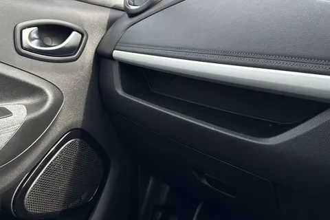 41 of 45 for Renault Zoe R135 52kWh GT Line Auto 5dr (i, Rapid Charge)