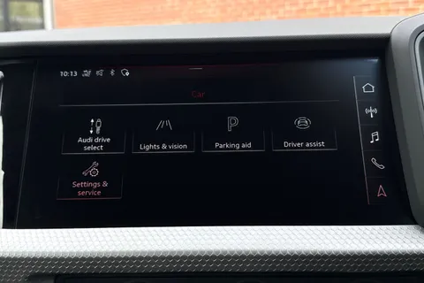 SO69ODN Audi A1 1.0 TFSI 30 S line Sportback S Tronic Euro 6 (s/s) 5dr Thumbnail #43