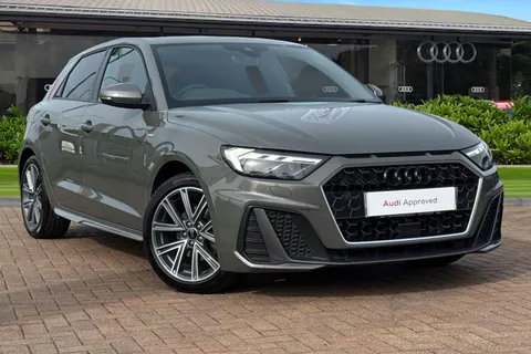 DT73ZNM Audi A1 S line 30 TFSI  110 PS 6-speed Thumbnail #2