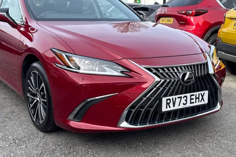 RV73EHX Lexus Es 2.5 300h E-CVT Euro 6 (s/s) 4dr Thumbnail #9