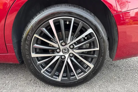 RV73EHX Lexus Es 2.5 300h E-CVT Euro 6 (s/s) 4dr Thumbnail #11