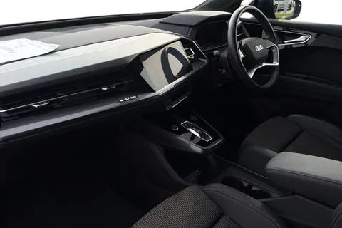 15 of 63 for Audi Q4 e-tron Q4 Sportback S line 40 e-tron 150,00 kW