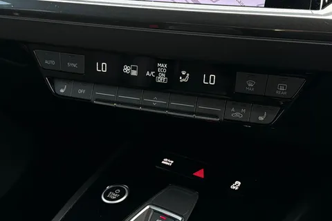 22 of 63 for Audi Q4 e-tron Q4 Sportback S line 40 e-tron 150,00 kW