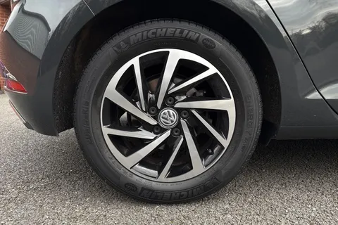 12 of 46 for Volkswagen Golf 1.5 TSI EVO Match Edition Euro 6 (s/s) 5dr