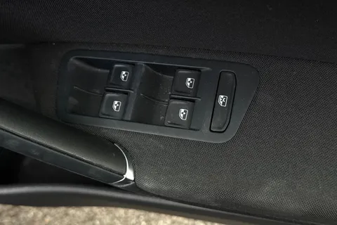 20 of 46 for Volkswagen Golf 1.5 TSI EVO Match Edition Euro 6 (s/s) 5dr