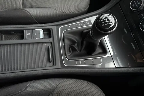 22 of 46 for Volkswagen Golf 1.5 TSI EVO Match Edition Euro 6 (s/s) 5dr