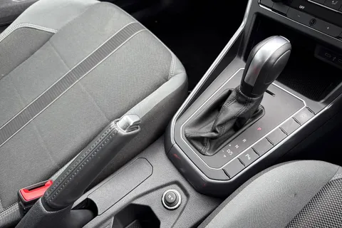 OY71ZDV Volkswagen Polo 1.0 TSI SEL DSG Euro 6 (s/s) 5dr Thumbnail #24