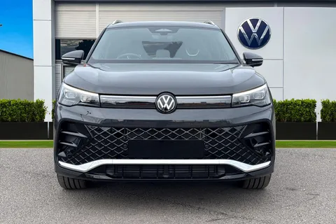  Volkswagen Tiguan 2.0 TDI R-Line DSG Euro 6 (s/s) 5dr Thumbnail #6